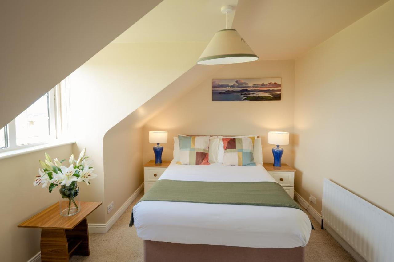 Bed and Breakfast Seaview Heights Дингл Экстерьер фото